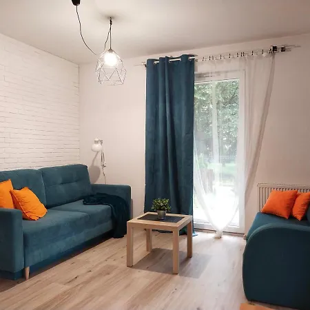 Orange House Apartament *